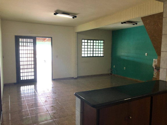 Imagem Sobrado com 4 Quartos à Venda, 180 m² em Santa Efigênia - Caldas Novas Imagem Sobrado com 4 Quartos à Venda, 180 m² em Santa Efigênia - Caldas Novas
