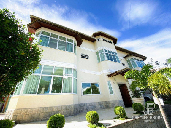 Imagem Casa com 6 Quartos à Venda, 220 m² em Tijuca - Teresópolis Imagem Casa com 6 Quartos à Venda, 220 m² em Tijuca - Teresópolis