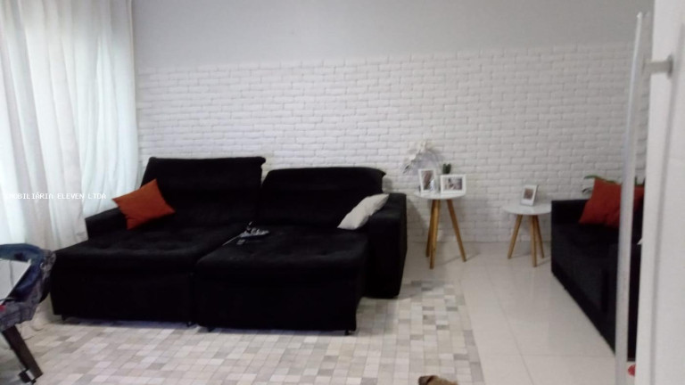 Imagem Casa com 3 Quartos à Venda, 127 m² em Portal Dos Gramados - Guarulhos Imagem Casa com 3 Quartos à Venda, 127 m² em Portal Dos Gramados - Guarulhos