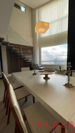 Imagem Cobertura com 3 Quartos para Alugar, 270 m² em Centro - Balneário Camboriú Imagem Cobertura com 3 Quartos para Alugar, 270 m² em Centro - Balneário Camboriú