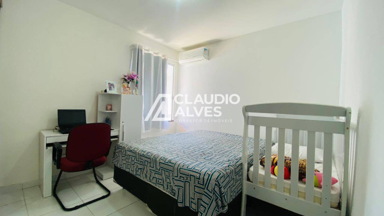 Imagem Casa com 2 Quartos à Venda, 70 m² em Mangabeira - Feira De Santana