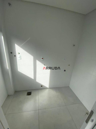 Imagem Sobrado com 3 Quartos à Venda, 130 m² em Universitário - Cascavel