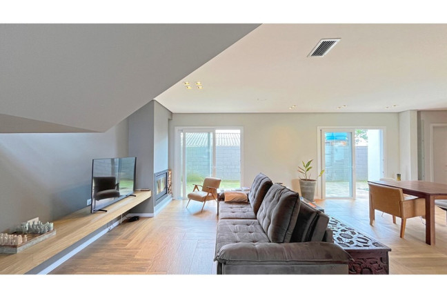 Imagem Casa de Condomínio com 3 Quartos à Venda, 174 m² em Hípica - Porto Alegre Imagem Casa de Condomínio com 3 Quartos à Venda, 174 m² em Hípica - Porto Alegre
