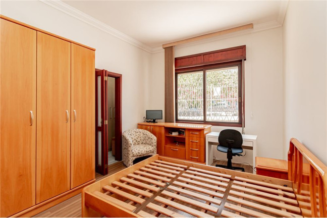 Imagem Casa com 3 Quartos à Venda, em Vila Ipiranga - Porto Alegre Imagem Casa com 3 Quartos à Venda, em Vila Ipiranga - Porto Alegre