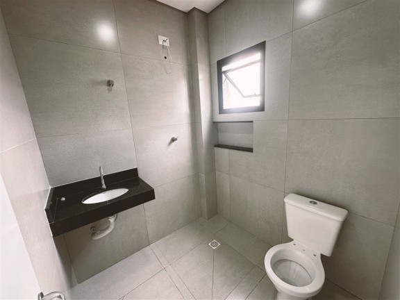 Imagem Casa de Condomínio com 2 Quartos à Venda, 91 m² em Guilhermina - Praia Grande