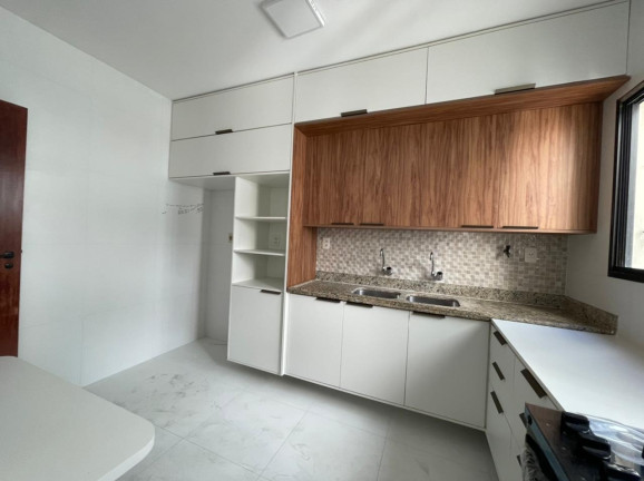Imagem Apartamento com 3 Quartos para Alugar, 160 m² em Graça - Salvador Imagem Apartamento com 3 Quartos para Alugar, 160 m² em Graça - Salvador