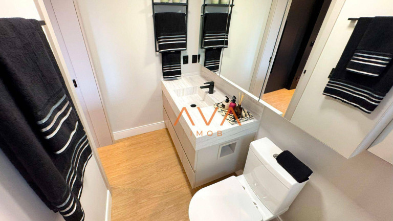 Imagem Apartamento com 1 Quarto à Venda, 50 m² em Jurerê - Florianópolis