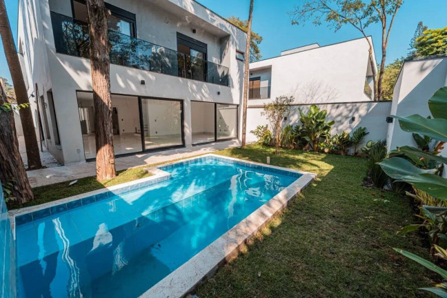Casa com 4 Quartos à Venda, 380 m² em Jardim Petrópolis - São Paulo