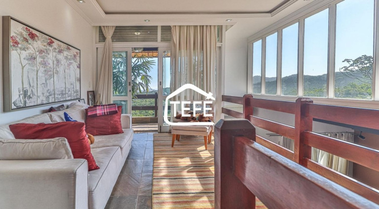 Imagem Casa com 6 Quartos à Venda, 452 m² em Itaipu - Niterói Imagem Casa com 6 Quartos à Venda, 452 m² em Itaipu - Niterói