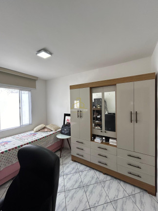 Imagem Casa com 3 Quartos à Venda, 200 m² em Barcelona - Serra
