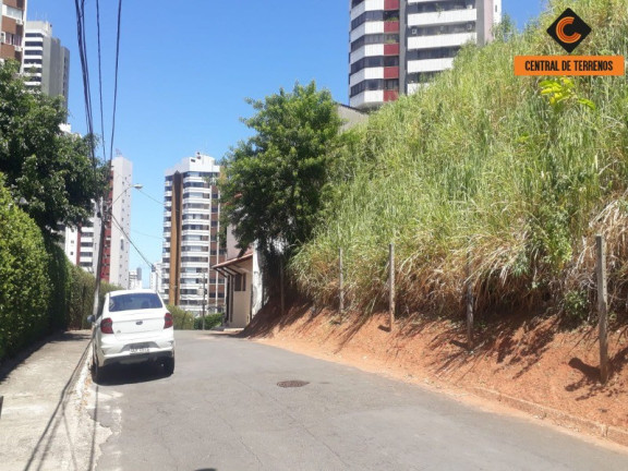 Terreno à Venda, 1.510 m² em Jardim Apipema - Salvador