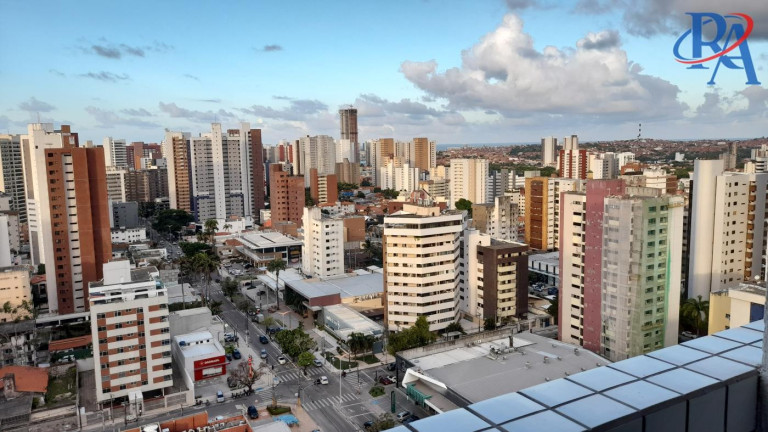 Imagem Apartamento com 2 Quartos à Venda, 61 m² em Meireles - Fortaleza