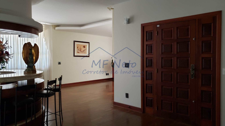 Imagem Casa com 4 Quartos à Venda, 1.320 m² em Centro - Pirassununga