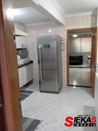 Sobrado com 3 Quartos à Venda, 180 m² em Vila Carrão - São Paulo