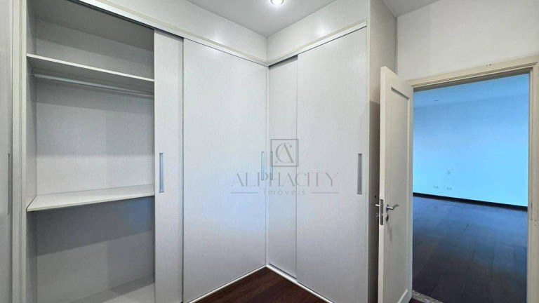 Imagem Casa com 4 Quartos para Alugar, 515 m² em Alphaville 0 - Barueri