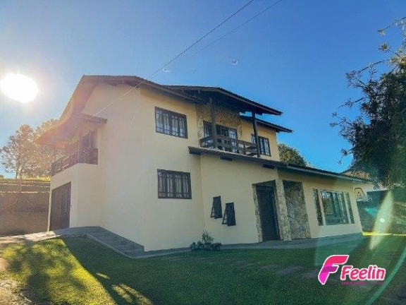 Imagem Casa com 3 Quartos à Venda, 236 m² em Centro - Rancho Queimado Imagem Casa com 3 Quartos à Venda, 236 m² em Centro - Rancho Queimado