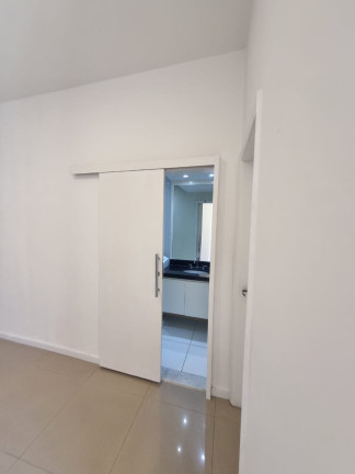 Imagem Apartamento com 1 Quarto à Venda, 50 m² em Copacabana - Rio De Janeiro