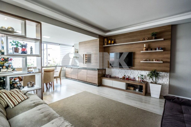 Imóvel com 3 Quartos à Venda, 241 m² em Jardim Lindóia - Porto Alegre