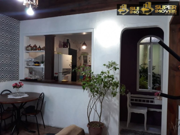 Imagem Casa de Condomínio com 2 Quartos à Venda, 100 m² em Centro - Pelotas