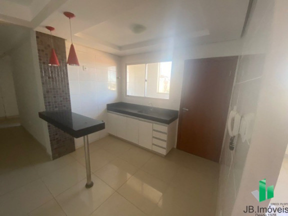 Imagem Imóvel com 3 Quartos à Venda, 85 m² em Augusta Mota - Montes Claros
