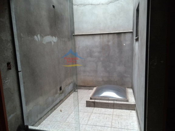 Imagem Sobrado com 3 Quartos à Venda, 220 m² em Vila Lucinda - Santo André