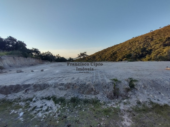 Imagem Terreno à Venda, 1.416 m² em Centro - Cunha Imagem Terreno à Venda, 1.416 m² em Centro - Cunha