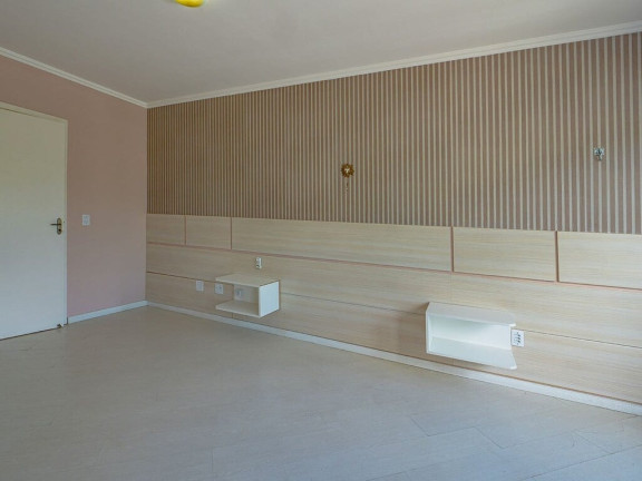 Imagem Casa com 3 Quartos à Venda,  em Sarandi - Porto Alegre