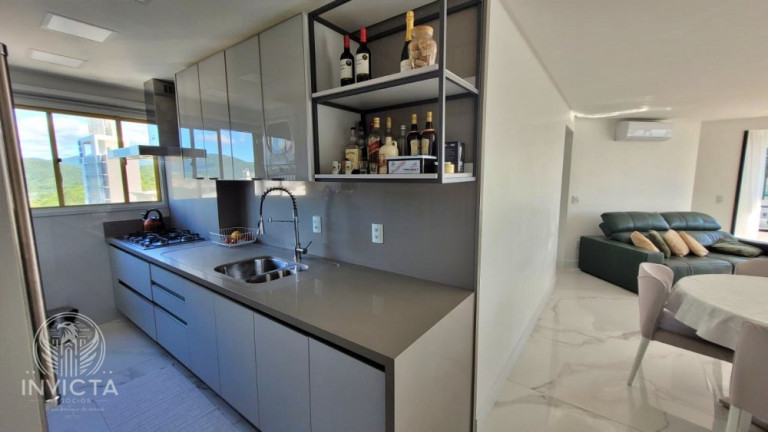Imagem Apartamento com 2 Quartos à Venda, 70 m² em Centro - Balneário Camboriú Imagem Apartamento com 2 Quartos à Venda, 70 m² em Centro - Balneário Camboriú