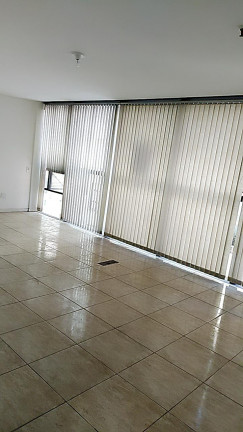 Imagem Sala Comercial à Venda, 32 m² em Centro Histórico - Porto Alegre Imagem Sala Comercial à Venda, 32 m² em Centro Histórico - Porto Alegre