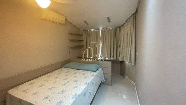 Imagem Imóvel com 3 Quartos à Venda, 250 m² em Stella Maris - Salvador Imagem Imóvel com 3 Quartos à Venda, 250 m² em Stella Maris - Salvador