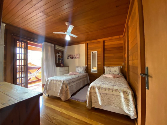 Imagem Casa com 3 Quartos à Venda, 200 m² em Vargem Grande - Teresópolis Imagem Casa com 3 Quartos à Venda, 200 m² em Vargem Grande - Teresópolis