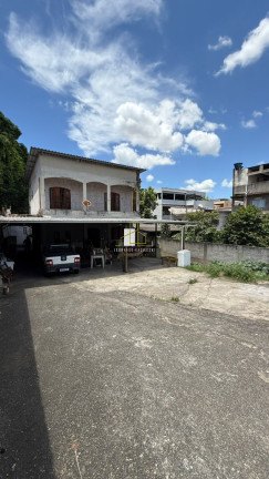 Casa com 3 Quartos à Venda, 300 m² em Vila Capixaba - Cariacica