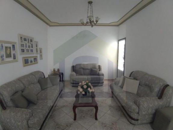 Imagem Casa com 5 Quartos à Venda, 200 m² em Vila São Lúcio - Botucatu