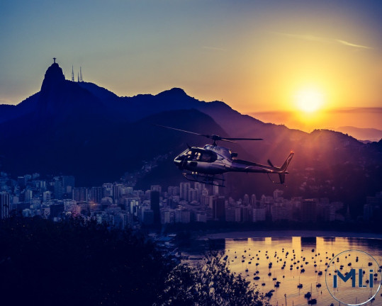 Imagem Imóvel com 4 Quartos à Venda, 214 m² em Lagoa - Rio De Janeiro Imagem Imóvel com 4 Quartos à Venda, 214 m² em Lagoa - Rio De Janeiro