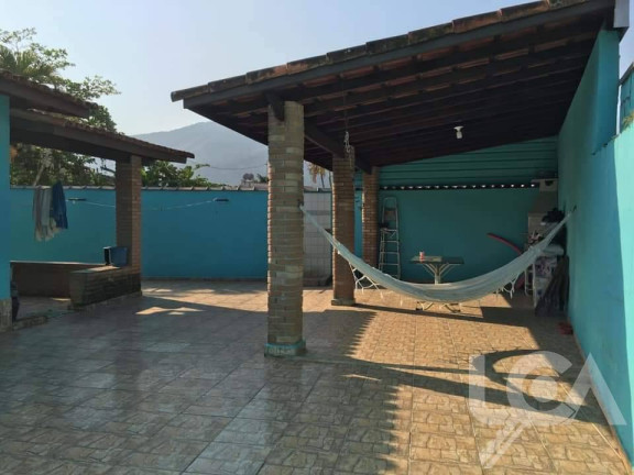 Imagem Casa com 3 Quartos à Venda, 290 m² em Poiares - Caraguatatuba Imagem Casa com 3 Quartos à Venda, 290 m² em Poiares - Caraguatatuba