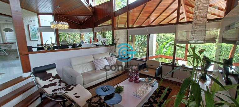 Imagem Casa com 3 Quartos à Venda, 350 m² em Itaipu - Niterói