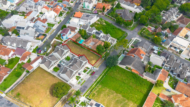 Imagem Terreno à Venda, 600 m² em Santa Felicidade - Curitiba Imagem Terreno à Venda, 600 m² em Santa Felicidade - Curitiba