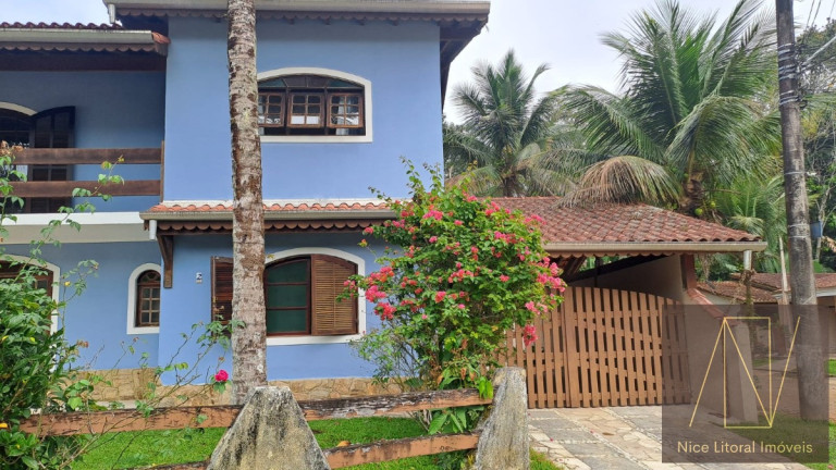 Imagem Casa de Condomínio com 6 Quartos para Temporada, 360 m² em Mar Verde - Caraguatatuba