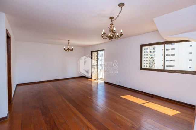 Imagem Imóvel com 4 Quartos à Venda, 289 m² em Moema - São Paulo Imagem Imóvel com 4 Quartos à Venda, 289 m² em Moema - São Paulo