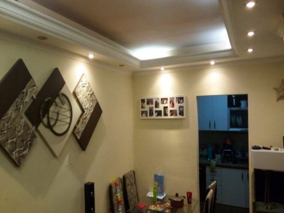 Imagem Imóvel com 2 Quartos à Venda,  em Vila Carmosina - São Paulo