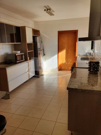 Imagem Imóvel com 4 Quartos à Venda, 180 m² em Centro - Ribeirão Preto Imagem Imóvel com 4 Quartos à Venda, 180 m² em Centro - Ribeirão Preto