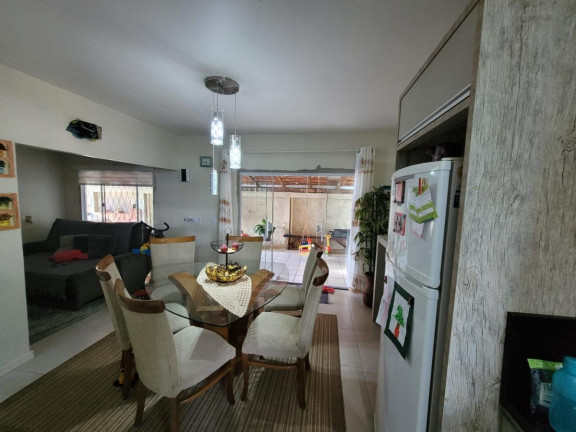 Imagem Casa com 3 Quartos à Venda, 150 m² em João Costa - Joinville