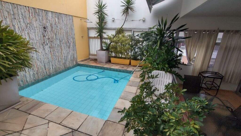 Imagem Cobertura com 4 Quartos à Venda, 200 m² em Copacabana - Rio De Janeiro Imagem Cobertura com 4 Quartos à Venda, 200 m² em Copacabana - Rio De Janeiro