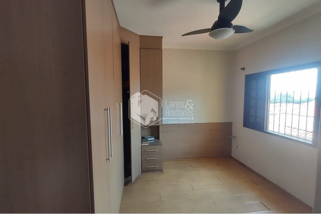 Imagem Casa com 3 Quartos à Venda, 160 m² em Sítio Da Figueira - São Paulo Imagem Casa com 3 Quartos à Venda, 160 m² em Sítio Da Figueira - São Paulo
