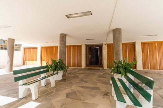 Imagem Apartamento com 3 Quartos à Venda, 98 m² em Menino Deus - Porto Alegre Imagem Apartamento com 3 Quartos à Venda, 98 m² em Menino Deus - Porto Alegre