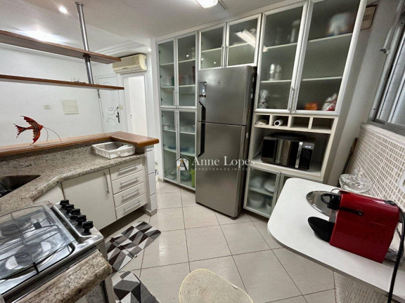 Imagem Apartamento com 3 Quartos para Alugar, 127 m² em Gonzaga - Santos Imagem Apartamento com 3 Quartos para Alugar, 127 m² em Gonzaga - Santos
