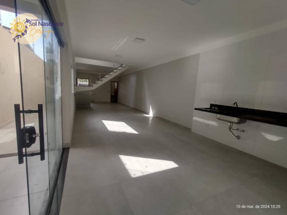 Imagem Sobrado com 3 Quartos à Venda, 165 m² em Jardim Indaiá - Bertioga Imagem Sobrado com 3 Quartos à Venda, 165 m² em Jardim Indaiá - Bertioga