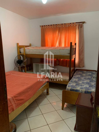 Imagem Casa com 3 Quartos à Venda, 111 m² em Cambiju - Itapoá