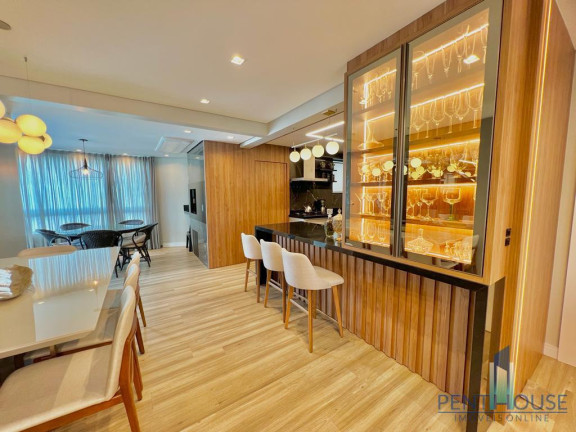 Imagem Apartamento com 3 Quartos à Venda, 120 m² em Centro - Balneário Camboriú Imagem Apartamento com 3 Quartos à Venda, 120 m² em Centro - Balneário Camboriú