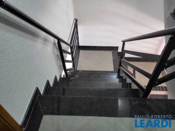 Imagem Apartamento com 2 Quartos à Venda, 42 m² em Vila Scarpelli - Santo André